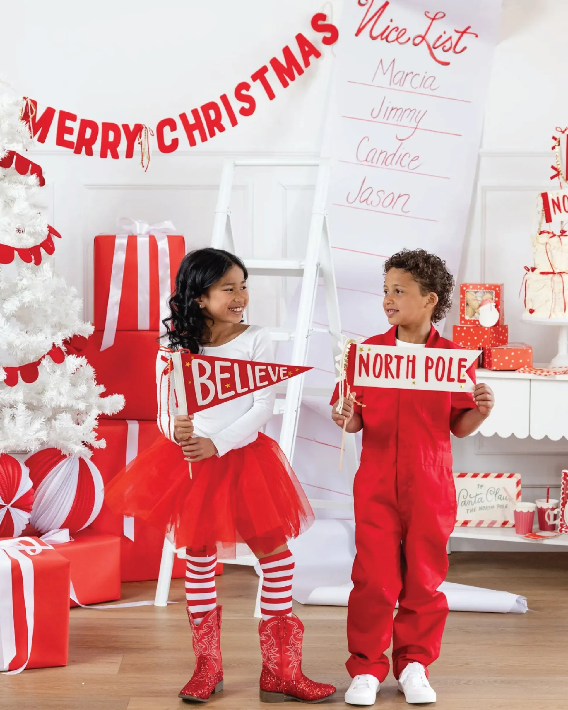 Believe & North Pole Felt Pennant Set
