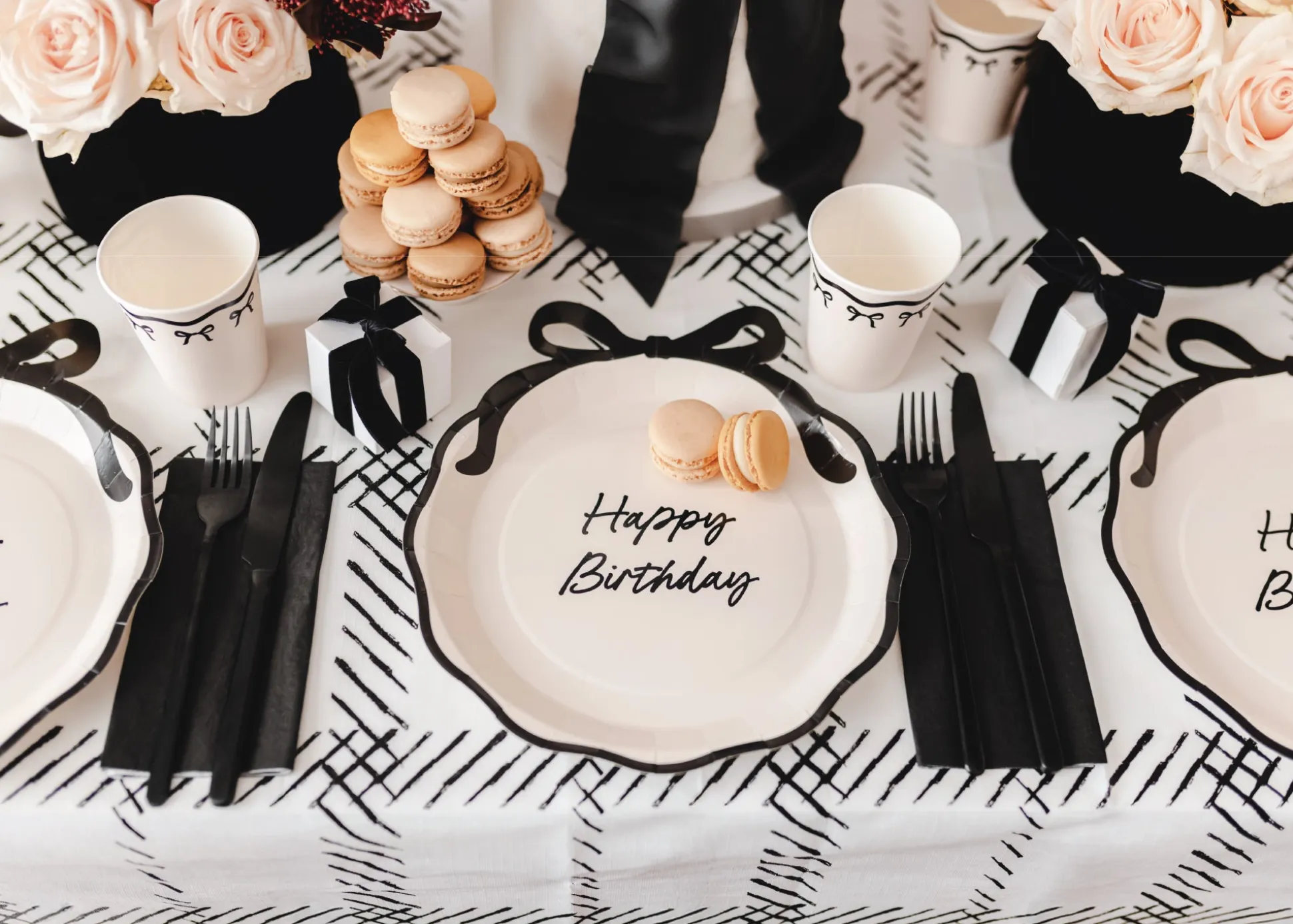 Black Bow Birthday Lunch Plates 6ct
