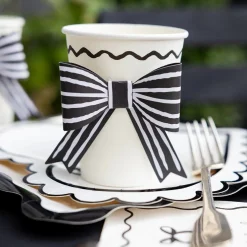 Black & Cream Bow Party Cups 8ct