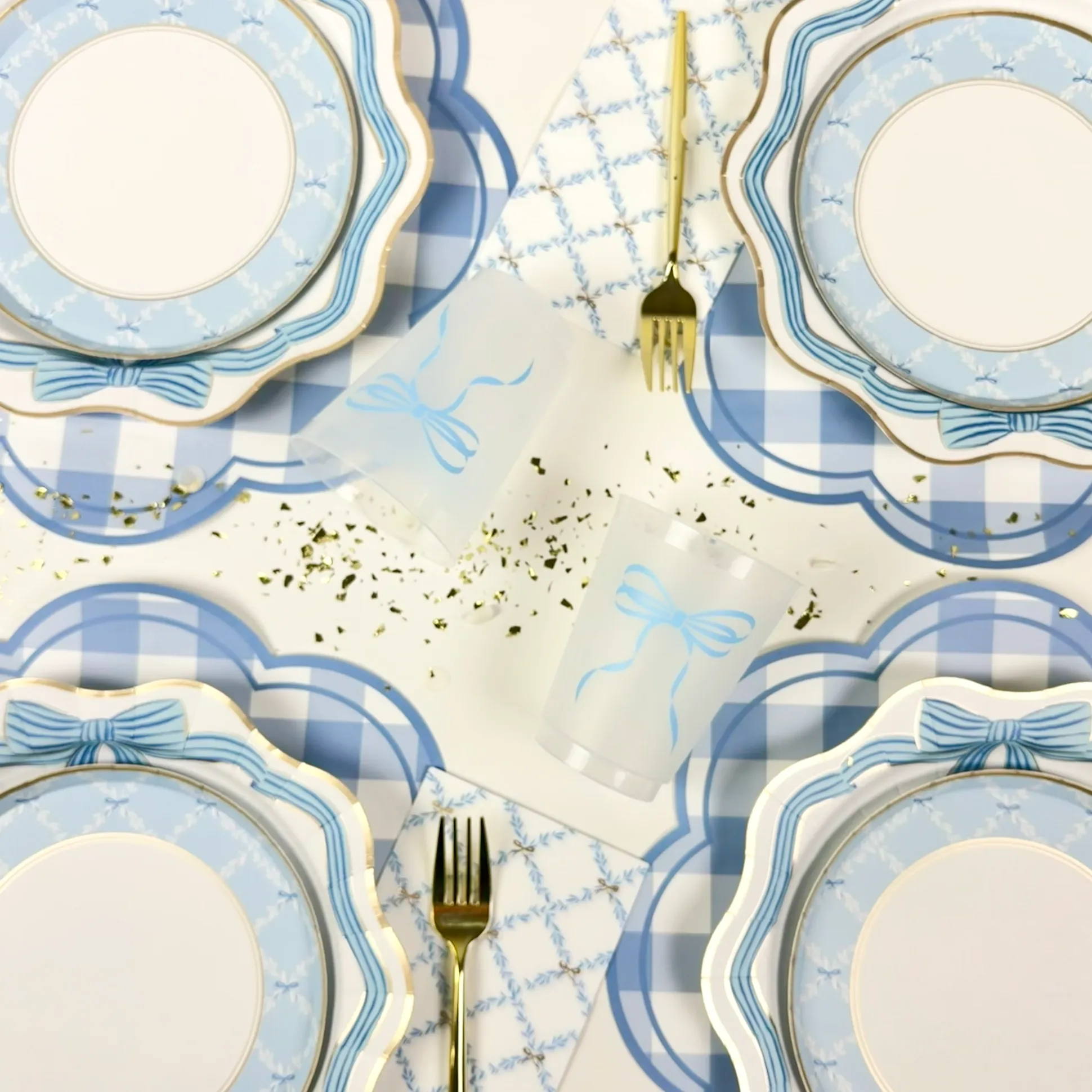 Blue & Gold Bow Scalloped Dinner Plates 8ct