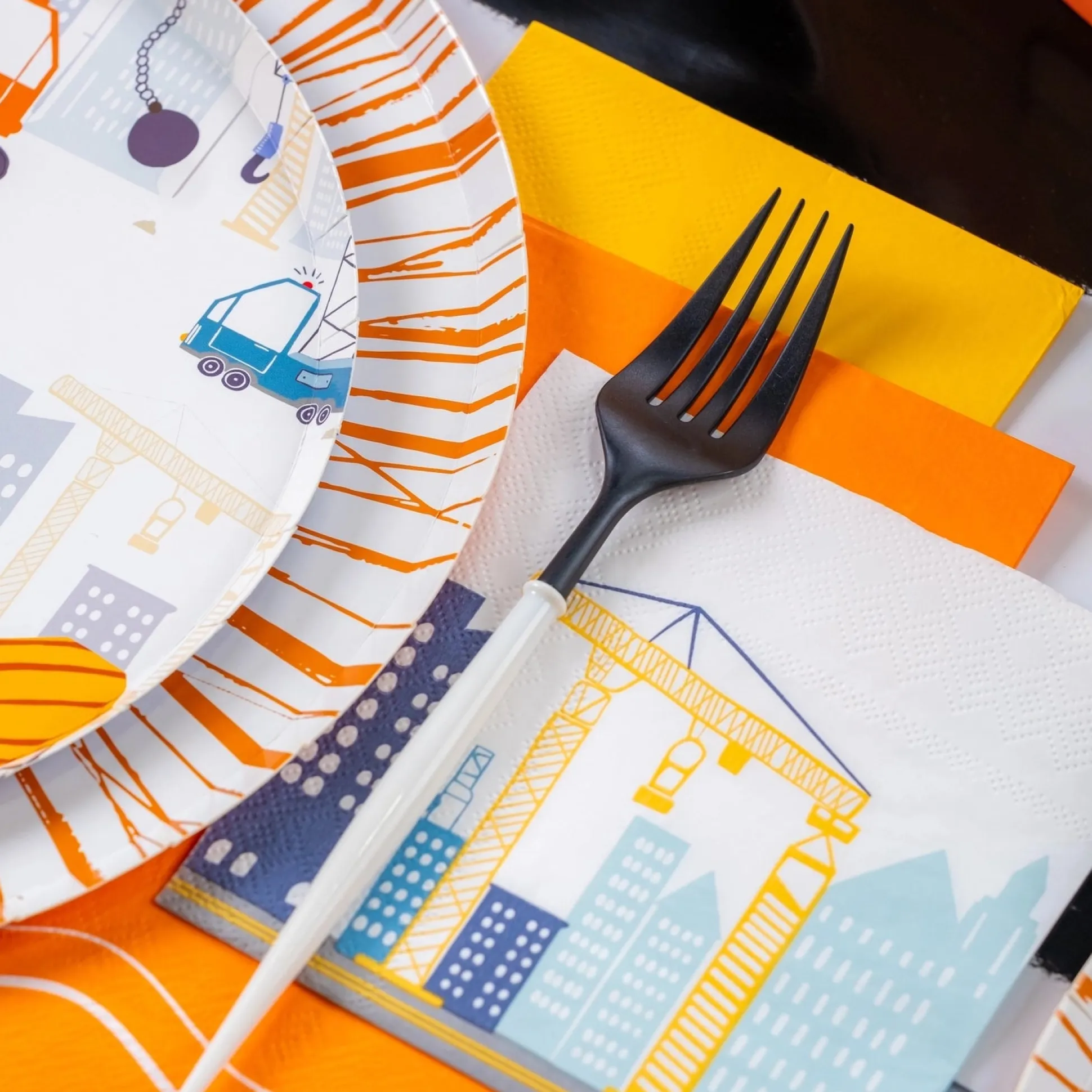 Construction Party Dessert Plates 8ct