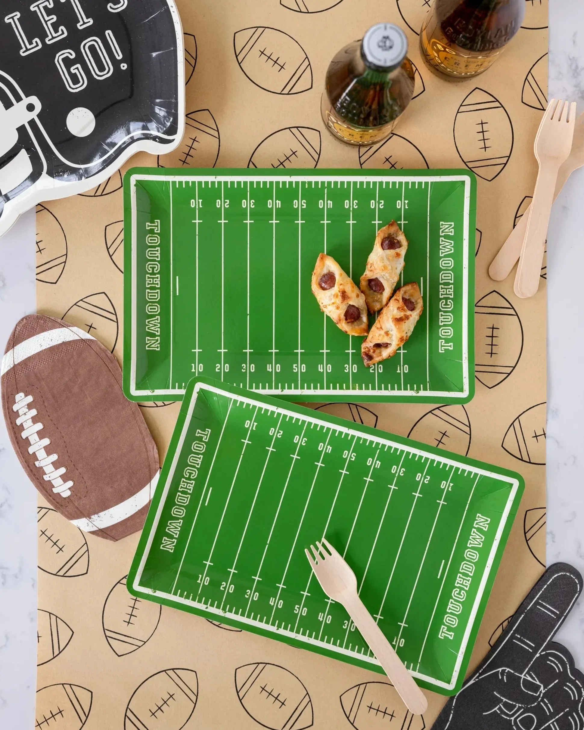 Football Helmet Lunch Plates 8ct