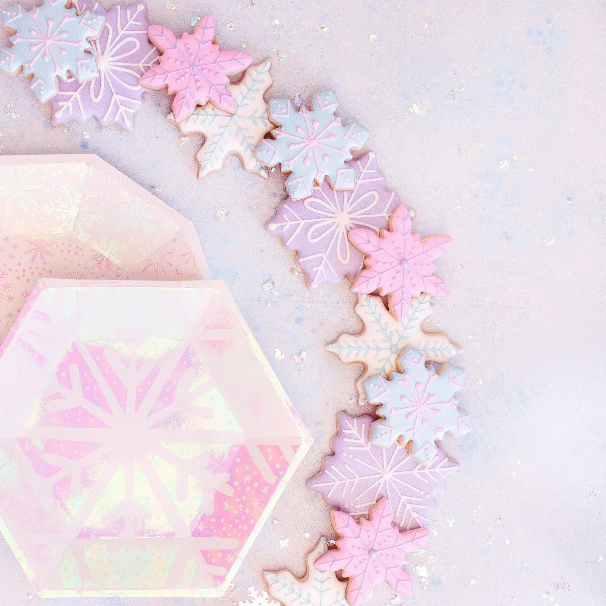 Frosted Iridescent Snowflake Dessert Plates 8ct