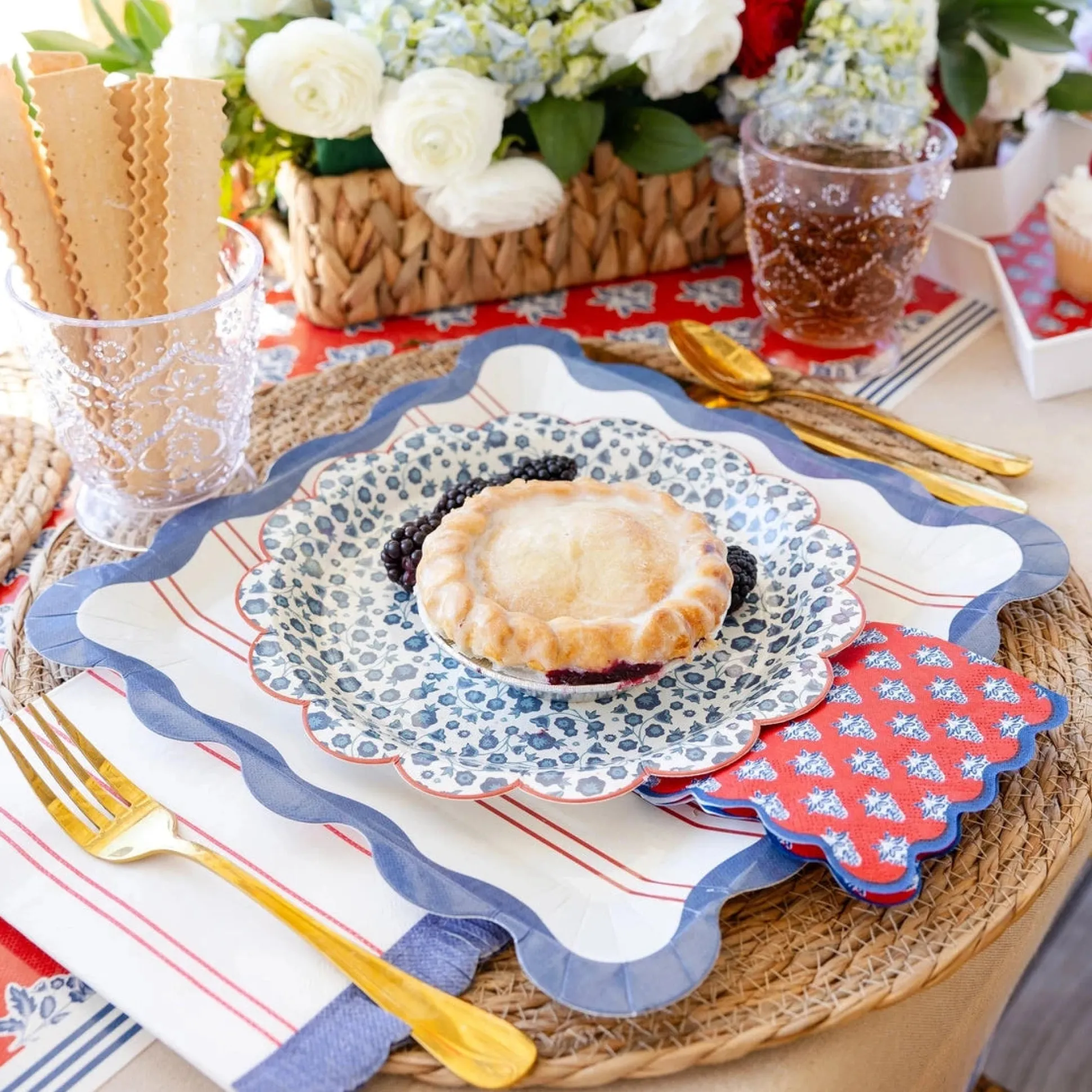 Hamptons Red Striped Dinner Plates 8ct