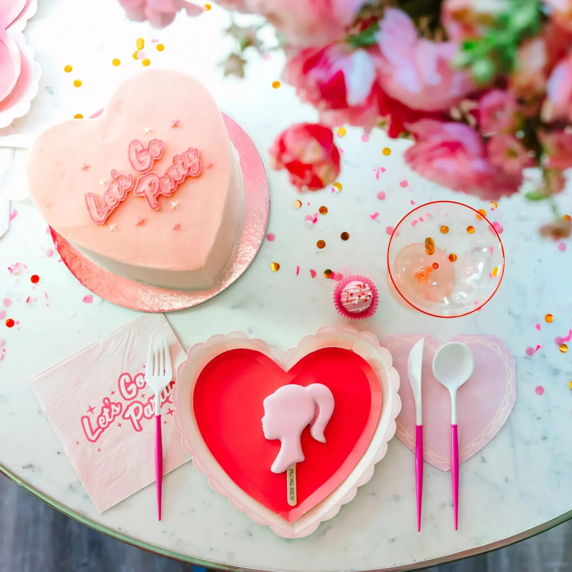 Hot Pink Heart Dessert Plates 8ct