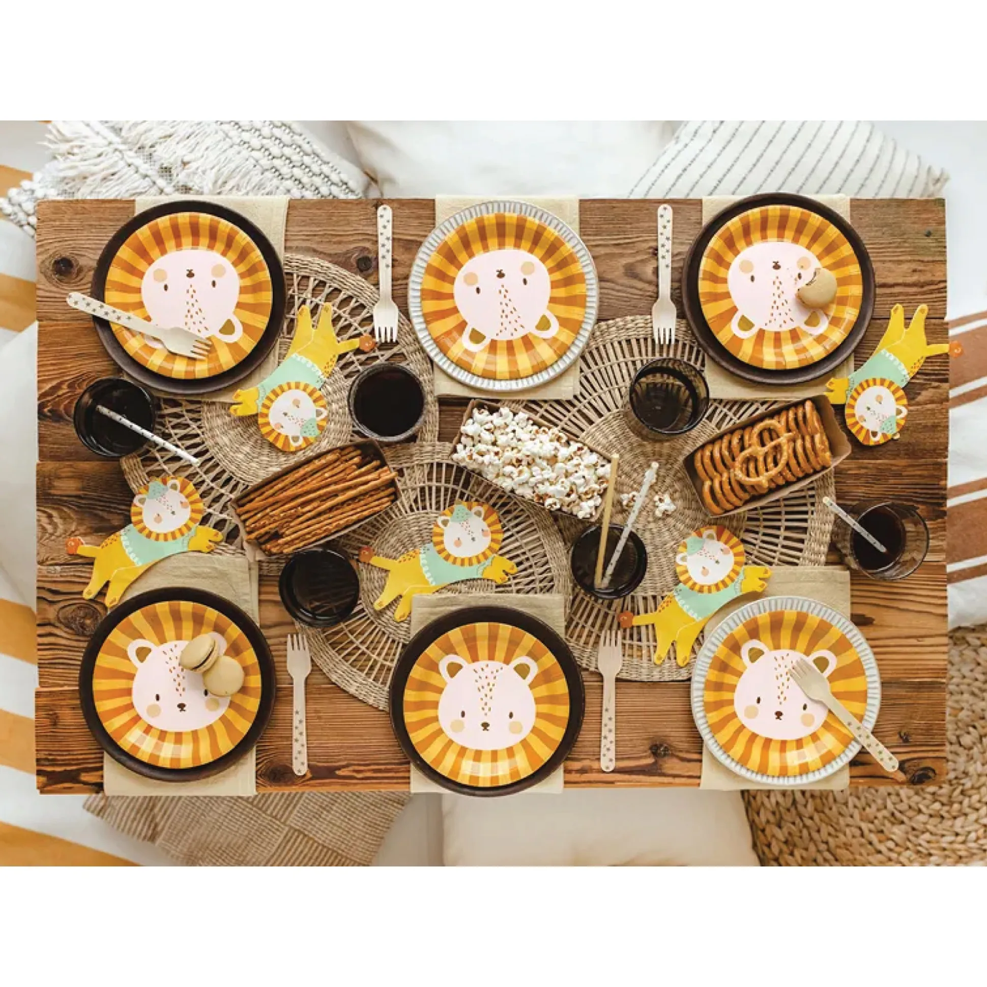 Leo the Lion Dessert Plates 6ct