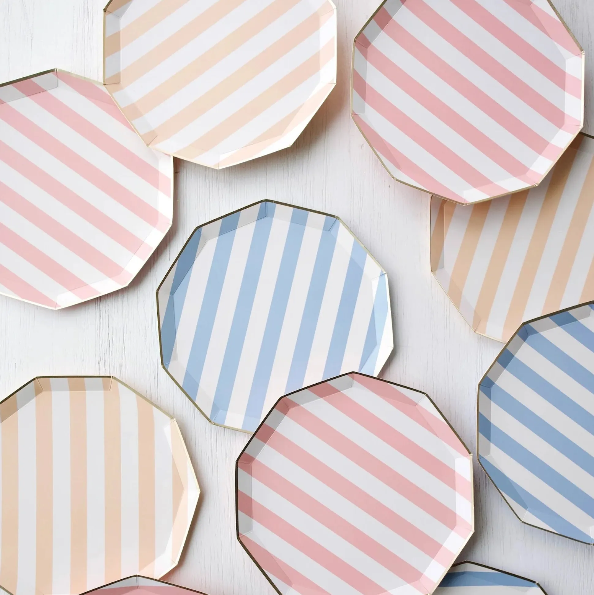Light Pink Cabana Striped Dinner Plates 8ct