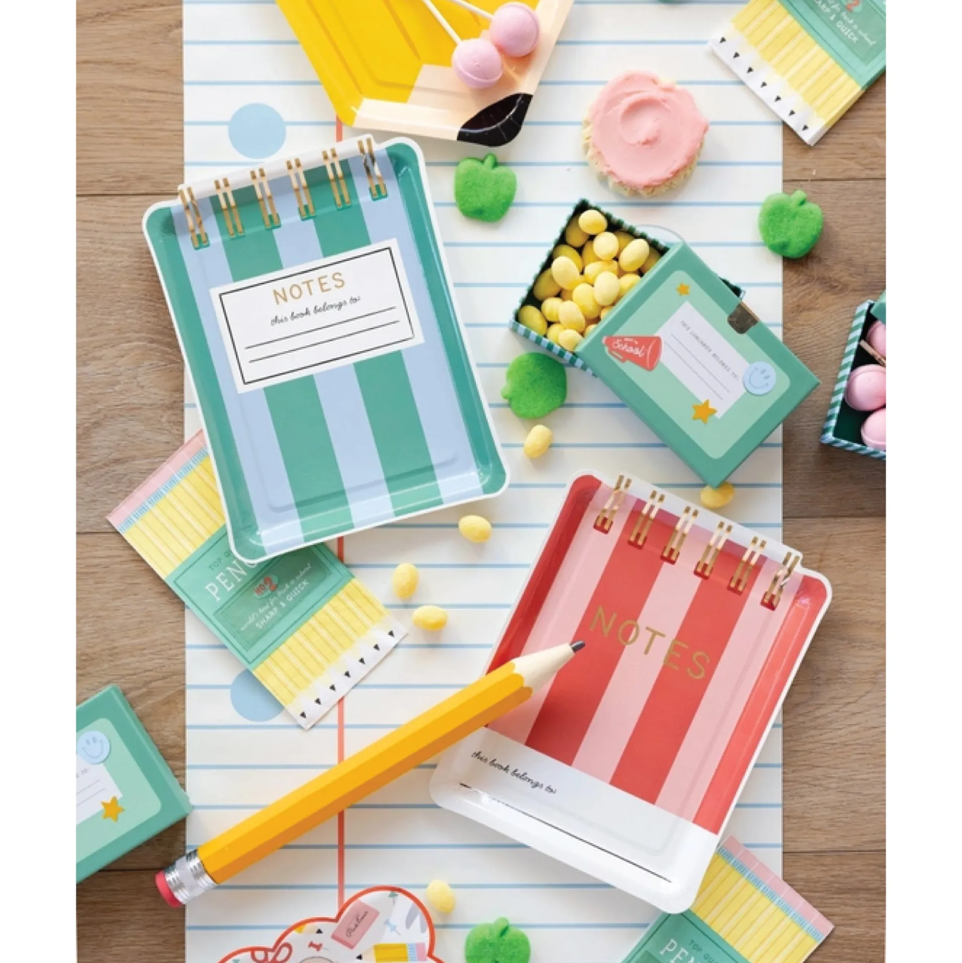 Notebook Paper Table Runner 10ft