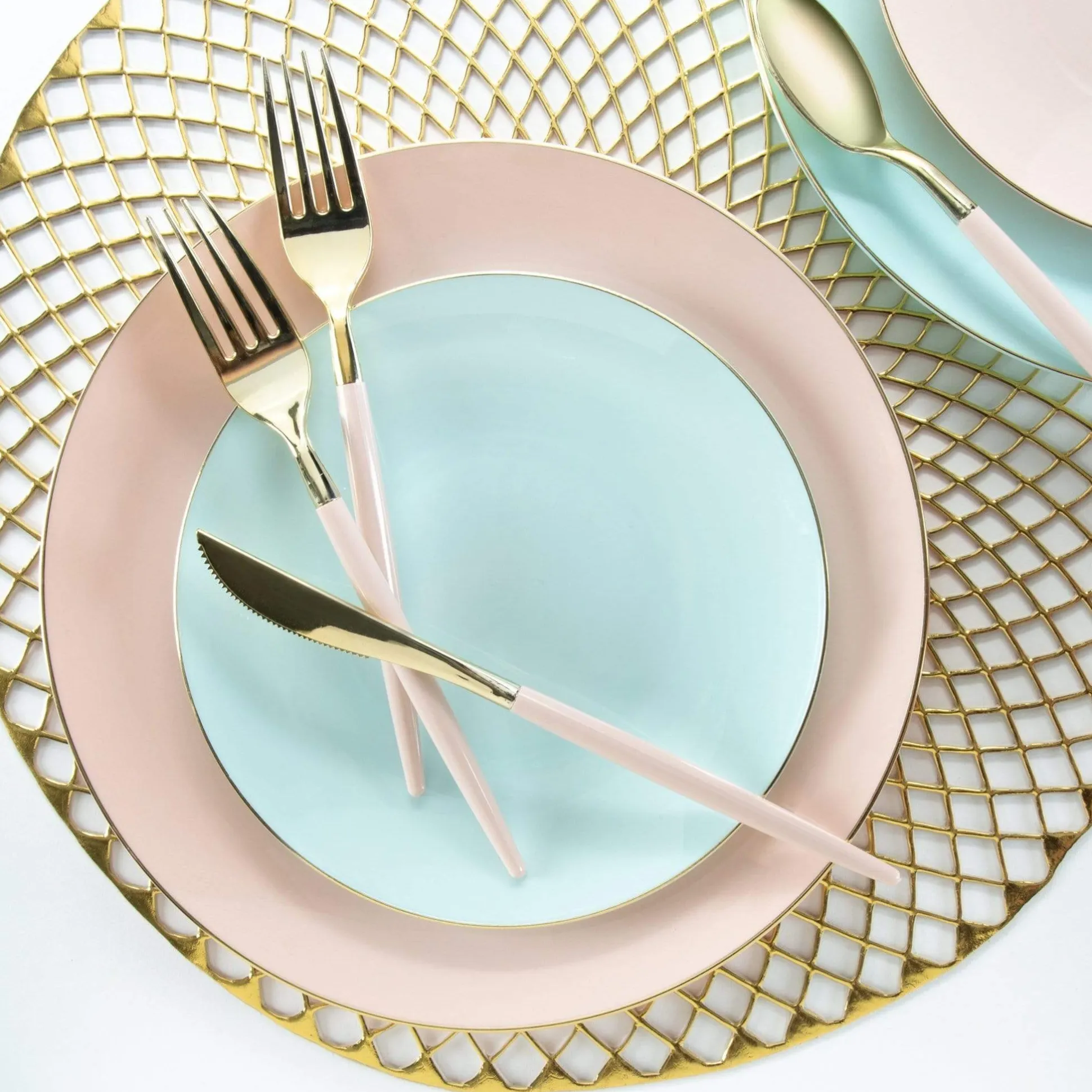 Pale Pink & Gold Rim Plastic Dinner Plates 10ct