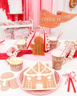 Pink Gingerbread House Lunch Plates 8ct