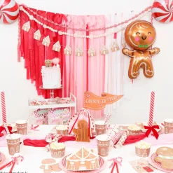 Pink Gingerbread House Lunch Plates 8ct