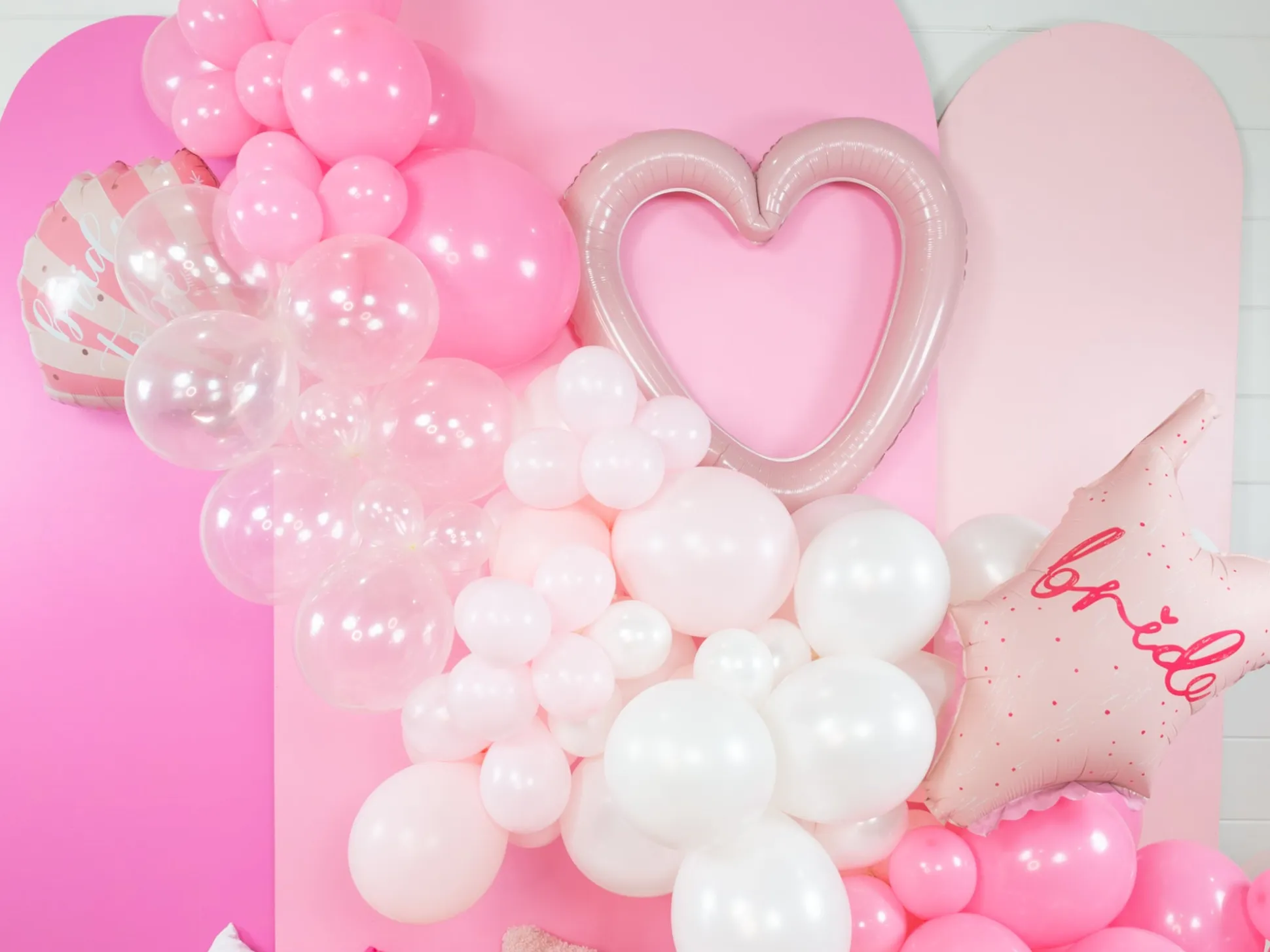 Pink Seashell Bride to Be Balloon 20.5in