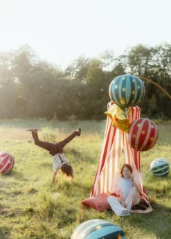 Red Foil Starry Balloon 20in