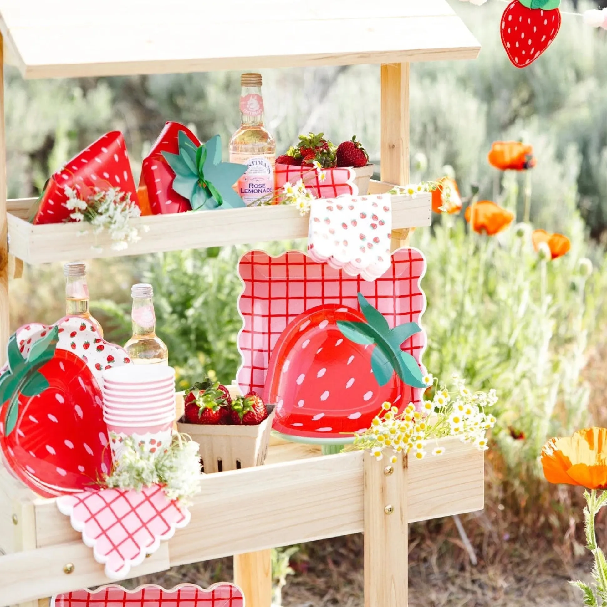 Red & Pink Grid Scalloped Dessert Napkins 24ct