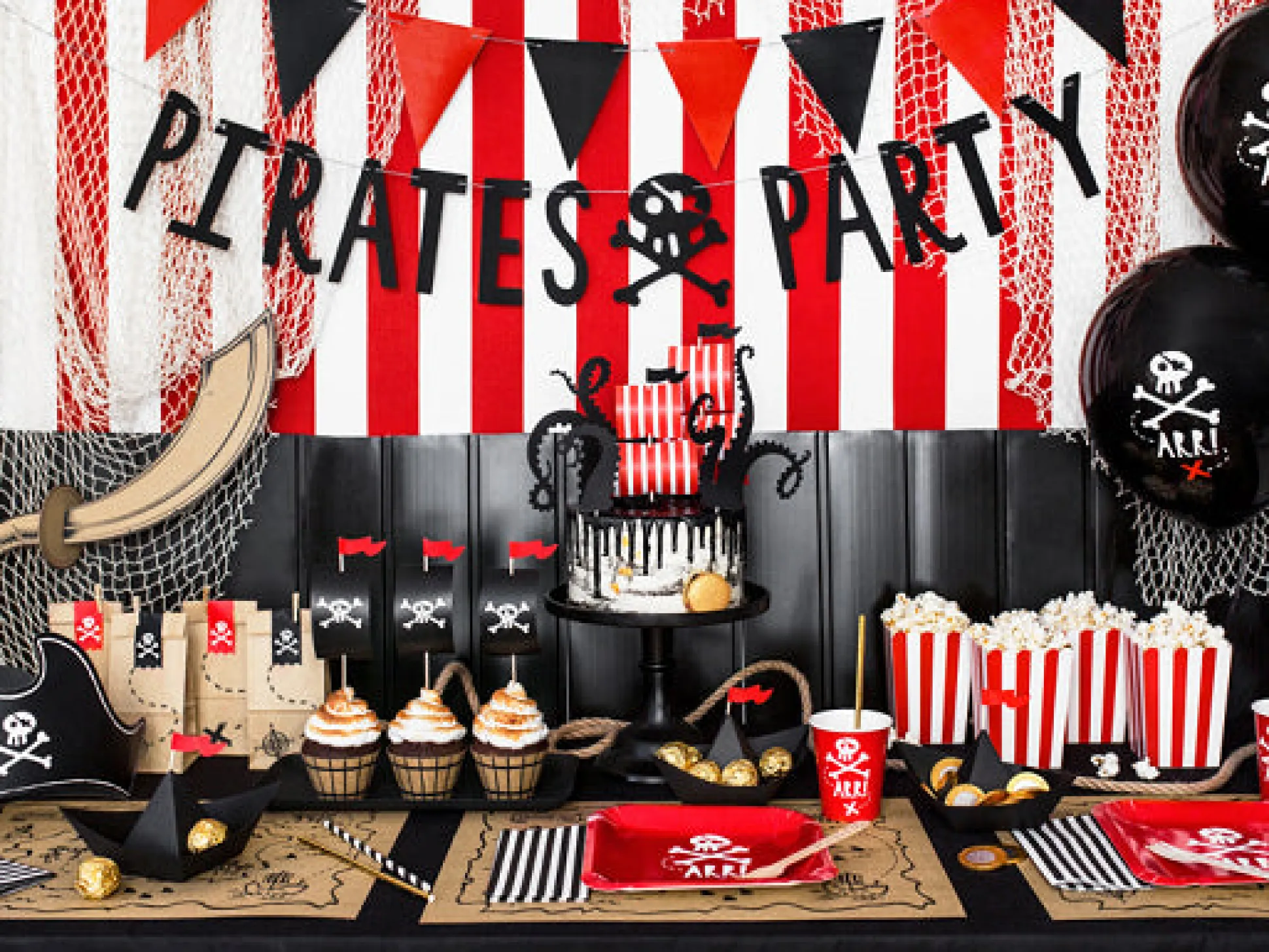 Red Striped Popcorn Boxes 6ct
