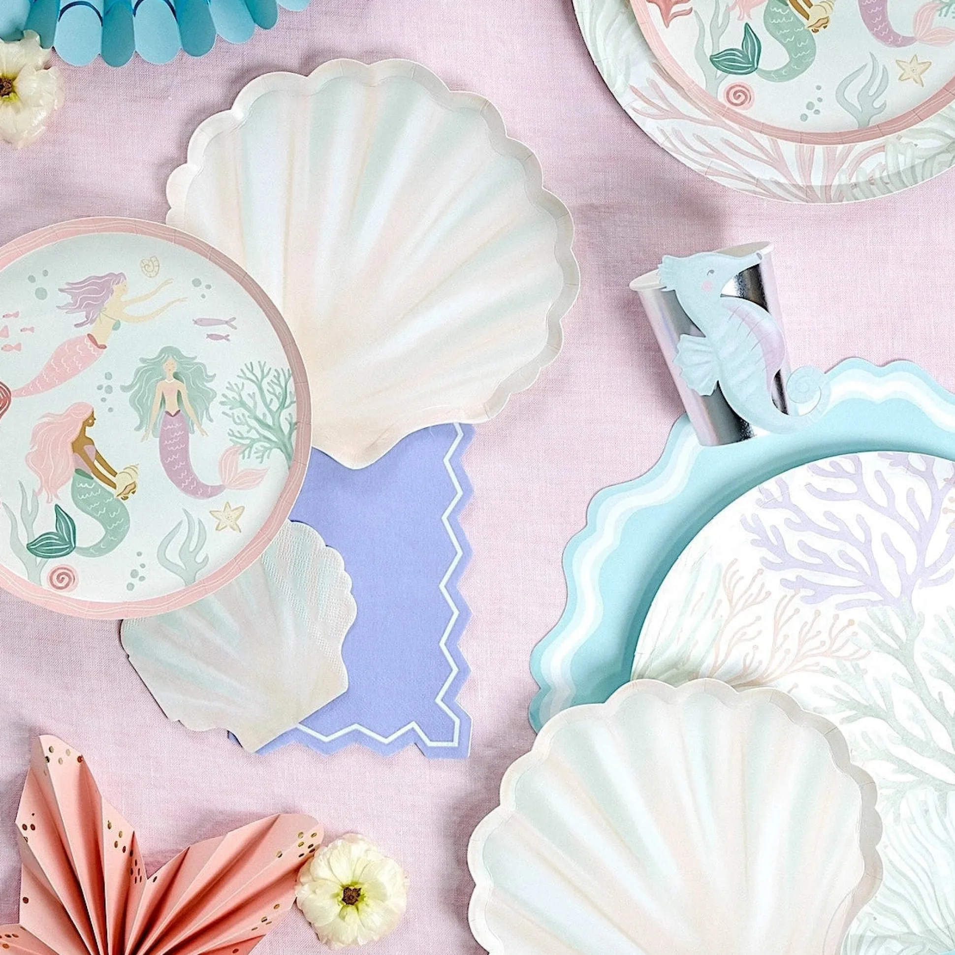 Shell Dessert Napkins 16ct