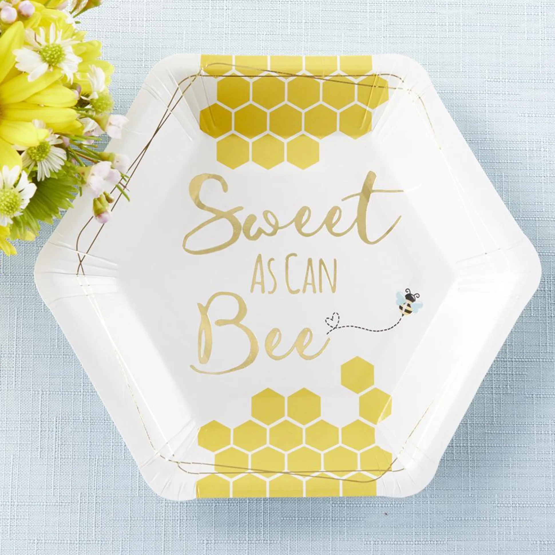 Sweet As Can Bee Dessert Plates 16ct