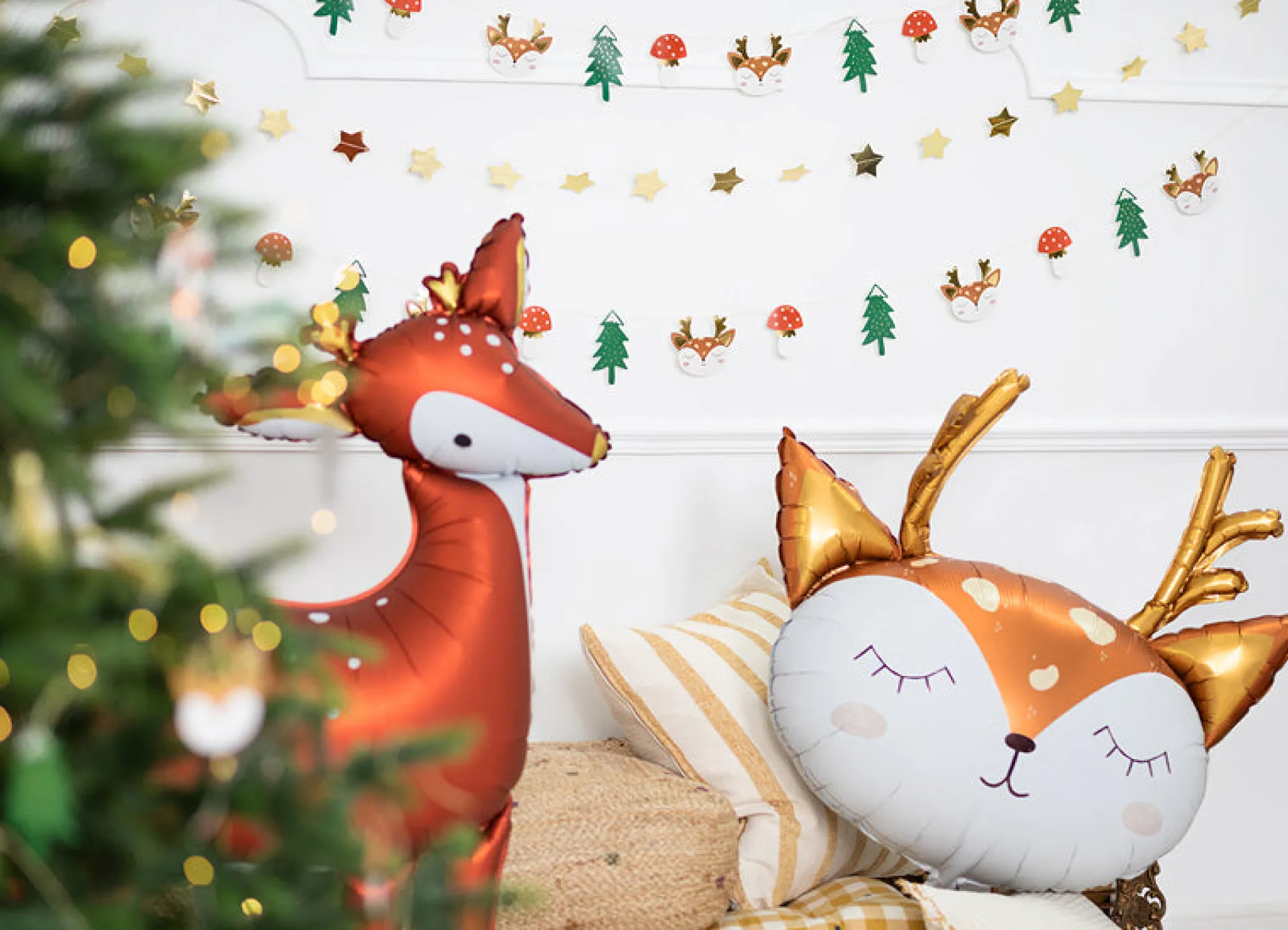 Woodland Deer Balloon 28.5"